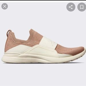 APL techloom bliss knit running shoes 8.5